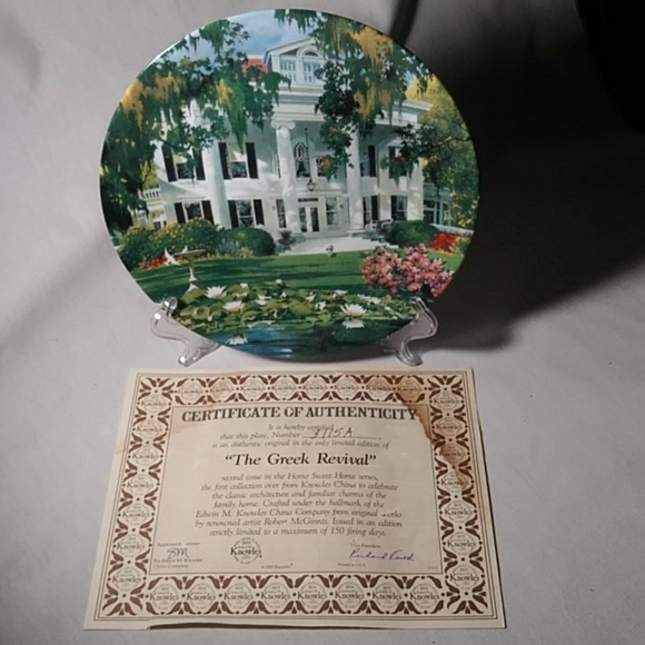 Knowles China Plate "The Greek Revival" Decorative Plate - Picture 3 of 9